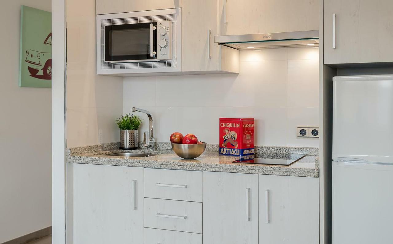 Apartamento Los Tres Soles Málaga Eksteriør billede