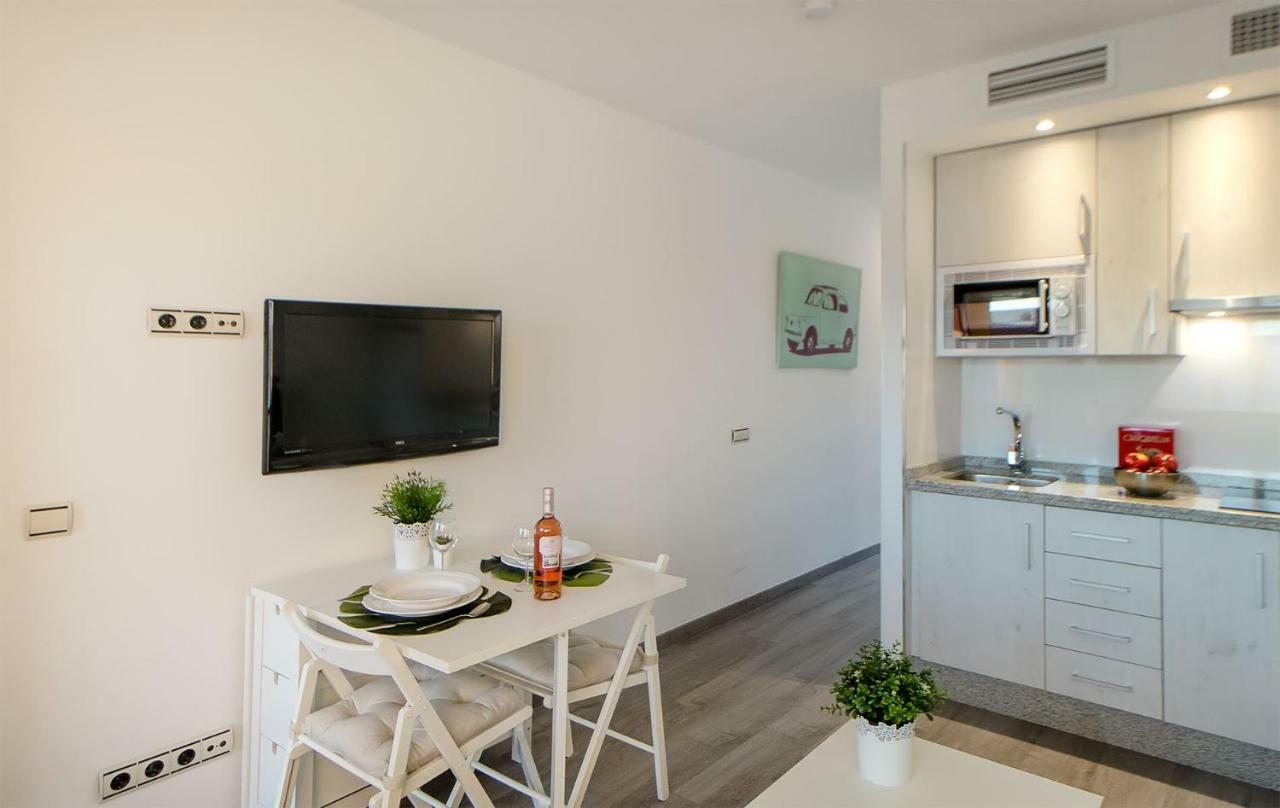 Apartamento Los Tres Soles Málaga Eksteriør billede