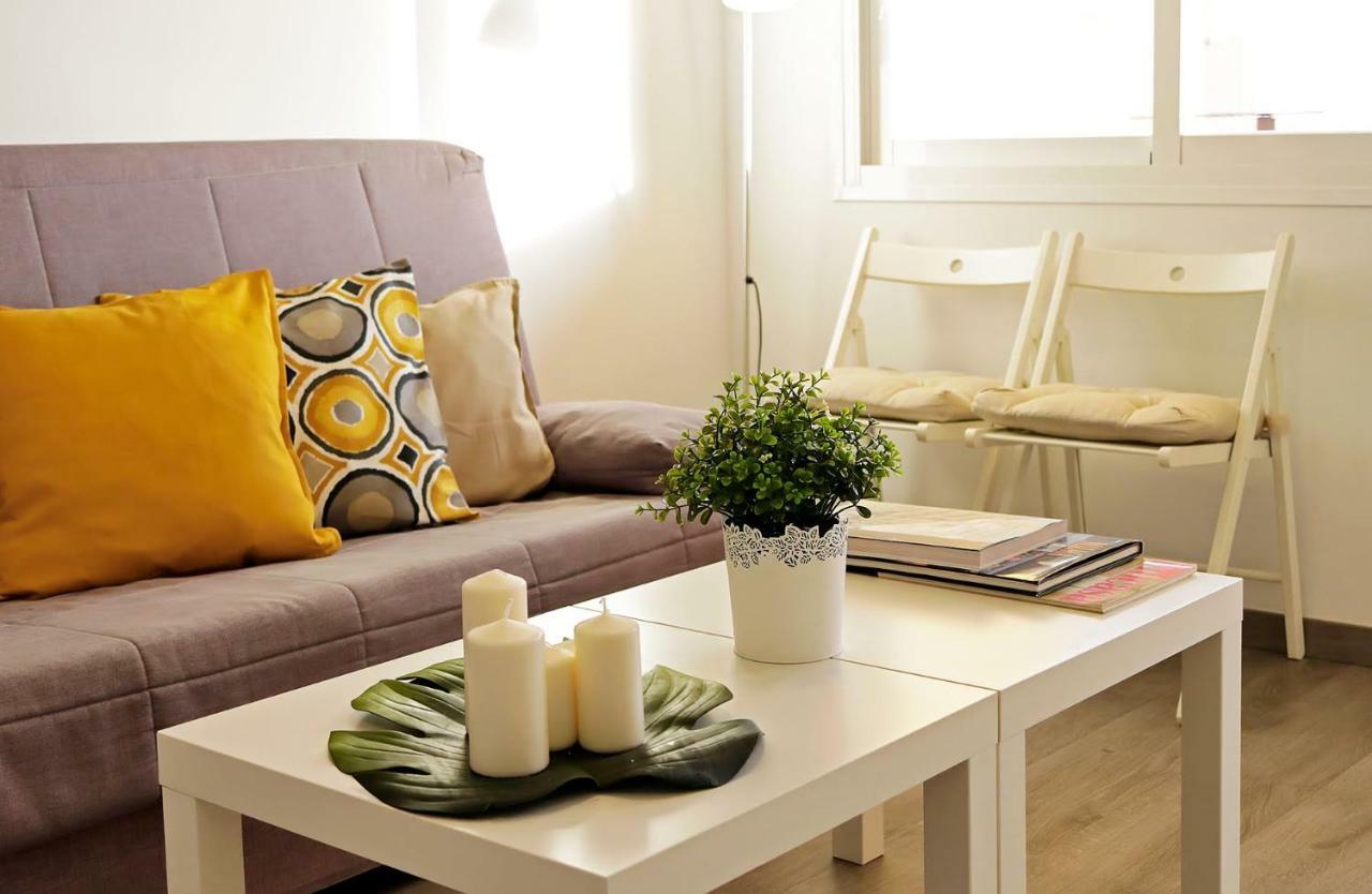 Apartamento Los Tres Soles Málaga Eksteriør billede