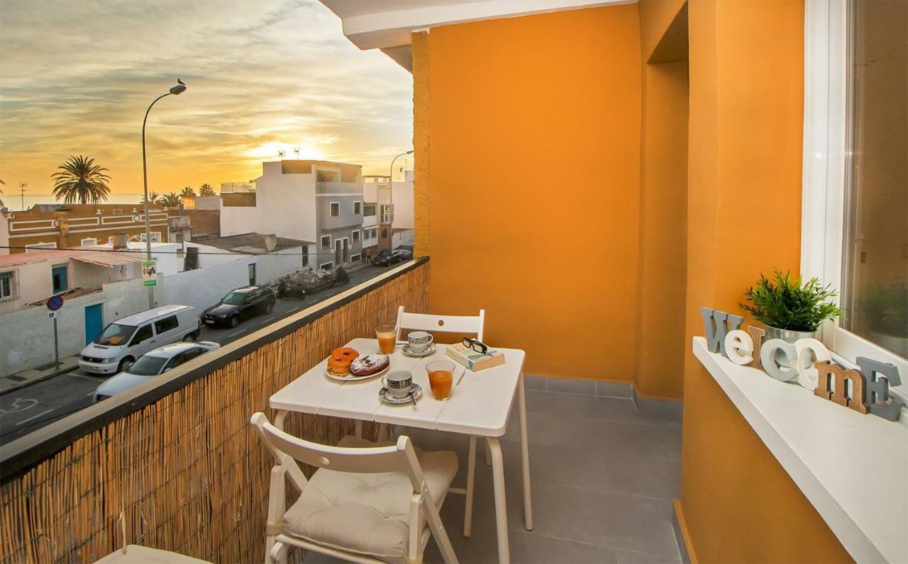 Apartamento Los Tres Soles Málaga Eksteriør billede