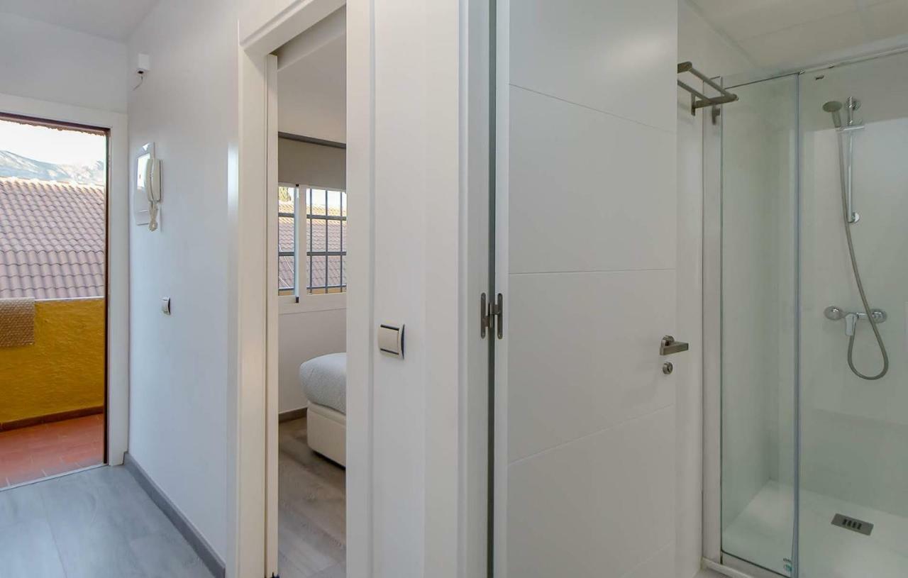 Apartamento Los Tres Soles Málaga Eksteriør billede